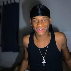 Meet your Posher, Jayven